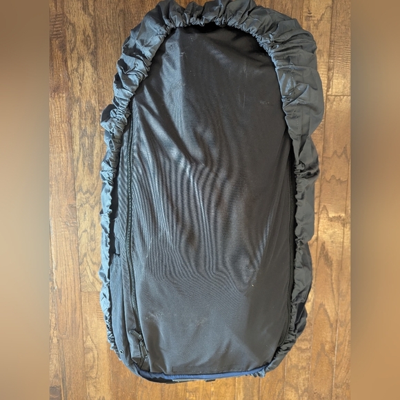 Eagle Creek 90L Thrive Convertible Blue & Black Backpack- Used Once! - Picture 17 of 17